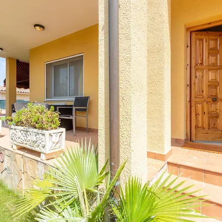 Holiday home Casa Con Piscina Privada, Jardin, Bbq, Wifi, Garaje Y Cerca De La Playa - Es-89-90
